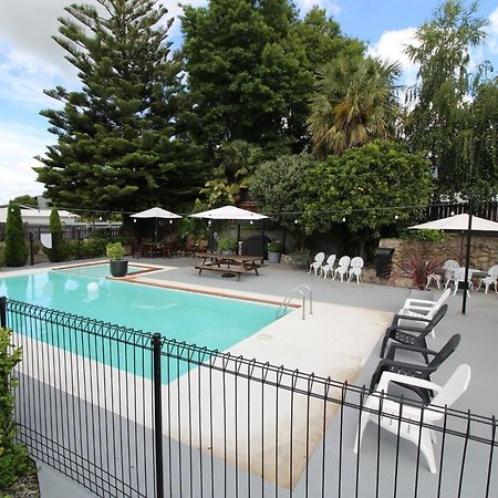 Amble Inn Motel Masterton Bagian luar foto
