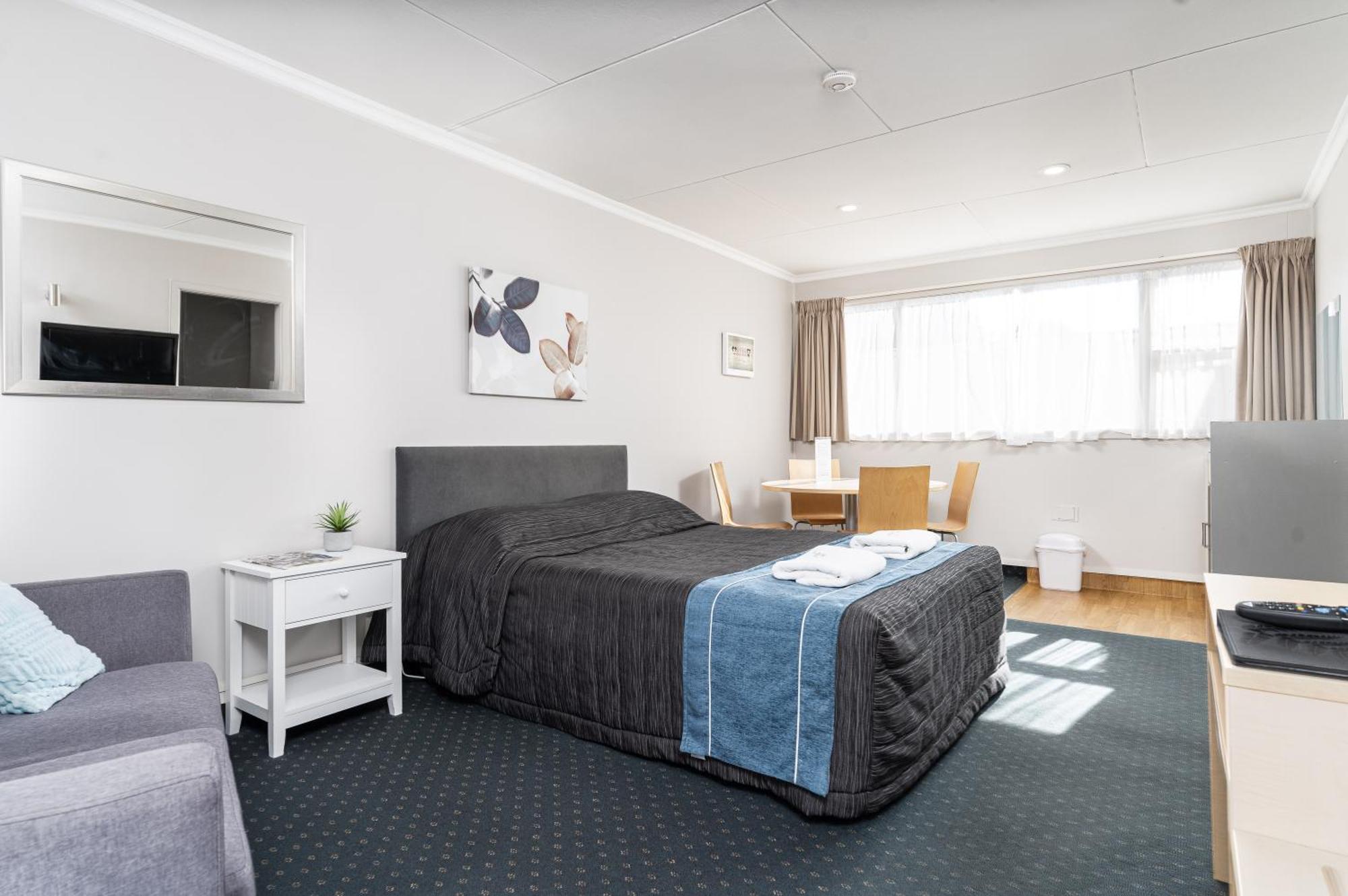 Amble Inn Motel Masterton Bagian luar foto