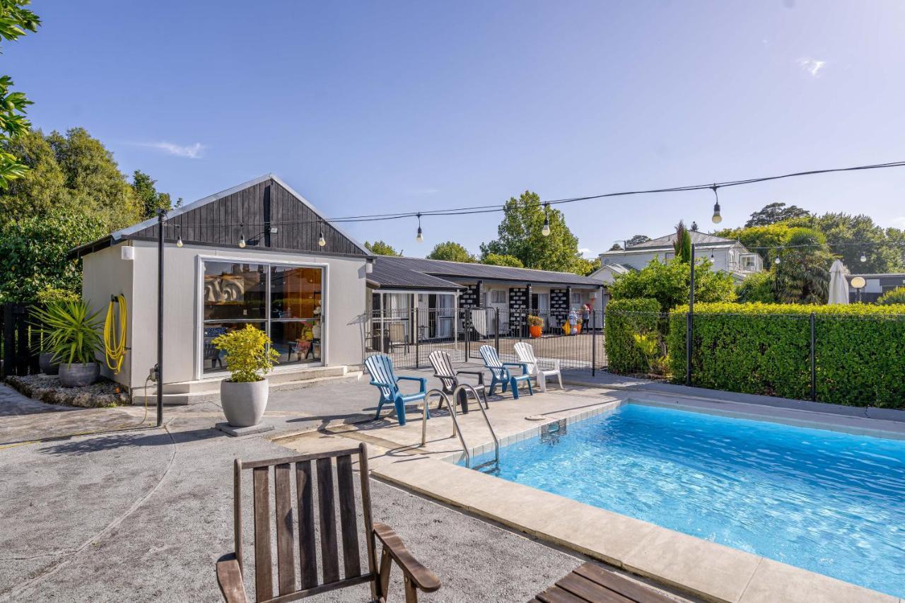 Amble Inn Motel Masterton Bagian luar foto