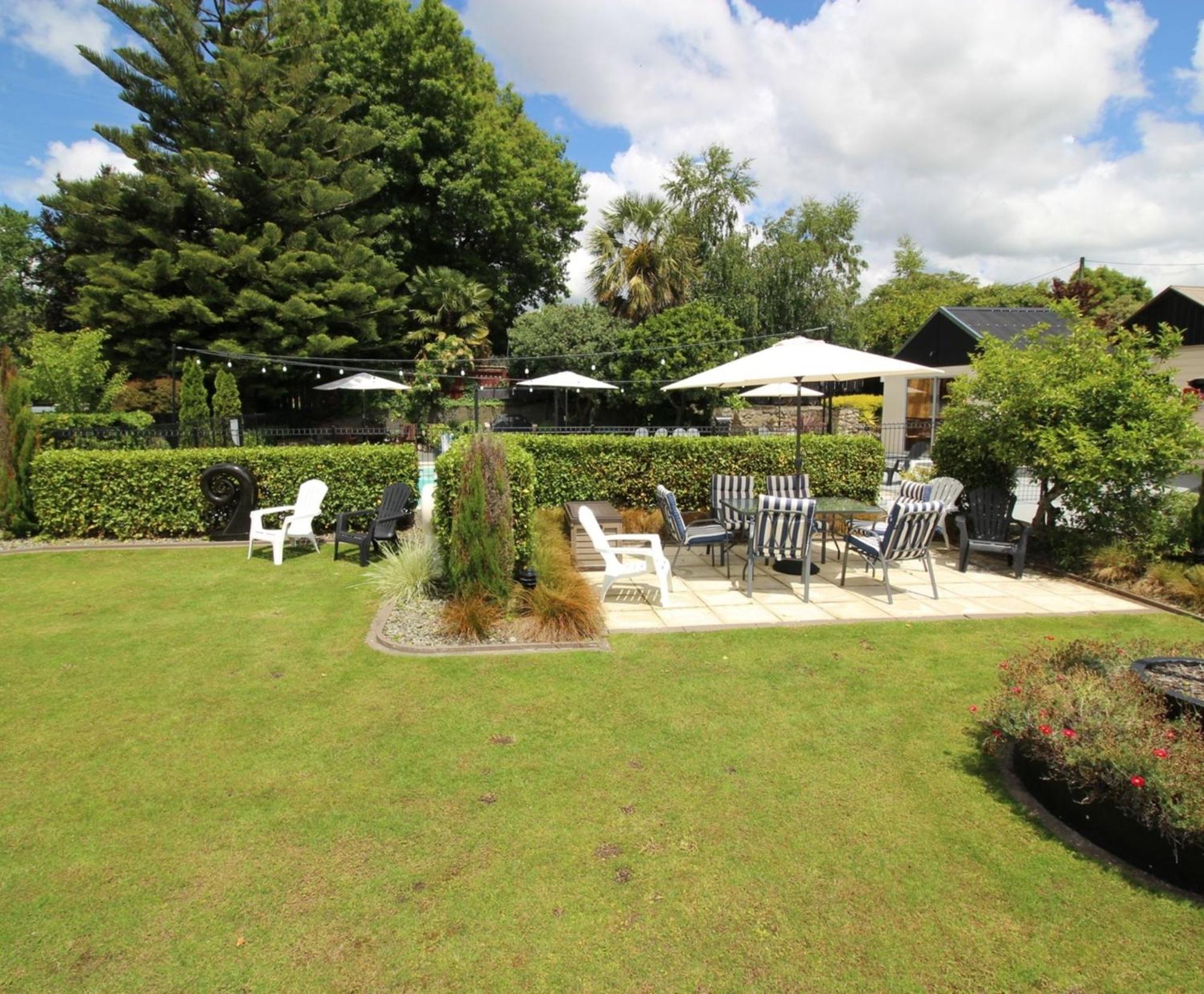 Amble Inn Motel Masterton Bagian luar foto